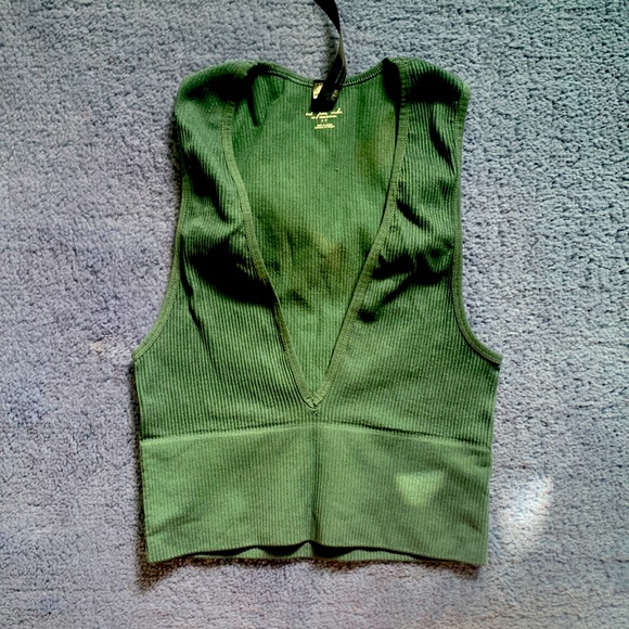 Urban Outfitters Out From Under seamless cropped top - Picture 2 of 4